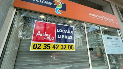 LOCAL COMMERCIAL location à LE HAVRE 76600 - Offre immobilière - Arthur Loyd